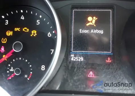 2019 Volkswagen Tiguan 2.0T Se/2.0T Sel/2.0T Sel R-Line/2.0T Sel R-Line Black z USA, uszkodzony, nr VIN 3VV2B7AX1KM058093